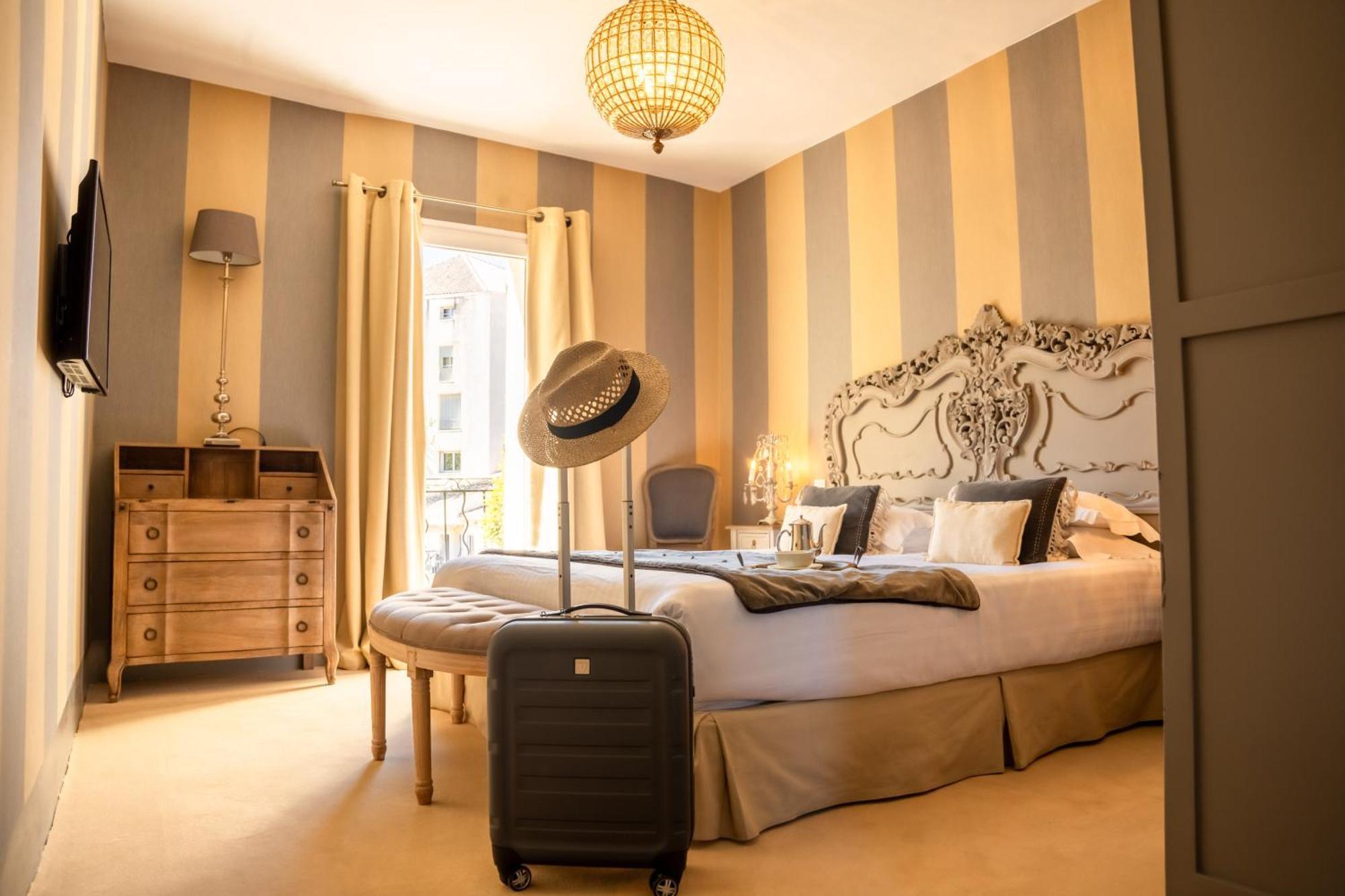 Hotel Gounod Saint-Rémy-de-Provence エクステリア 写真