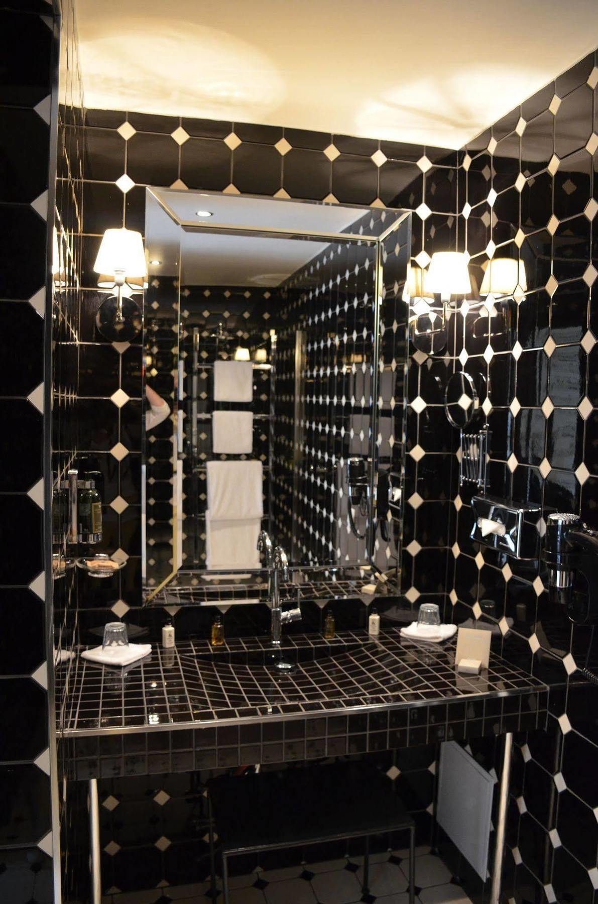 Hotel Gounod Saint-Rémy-de-Provence エクステリア 写真